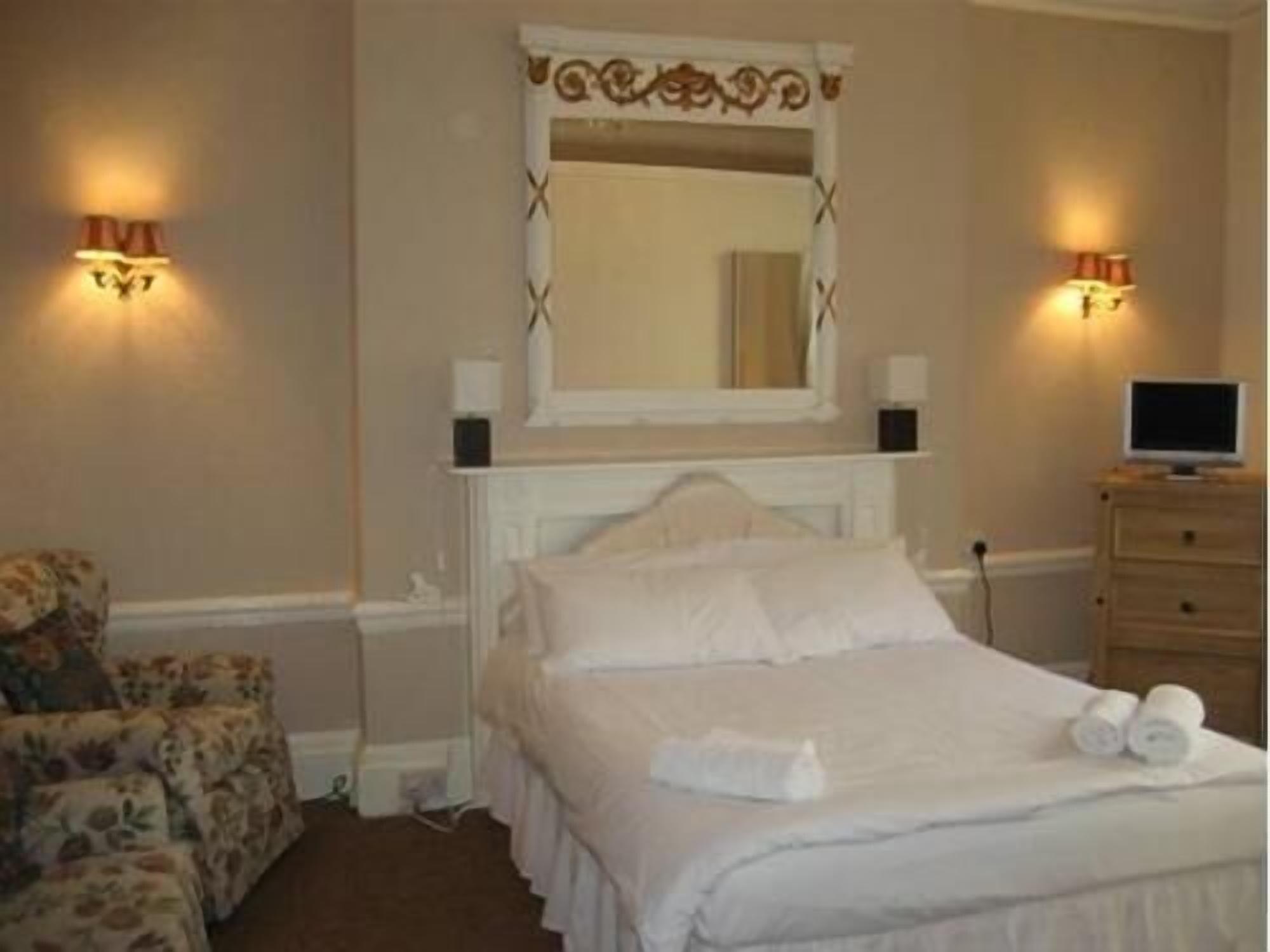 The Queensbury Hotel Hove Extérieur photo