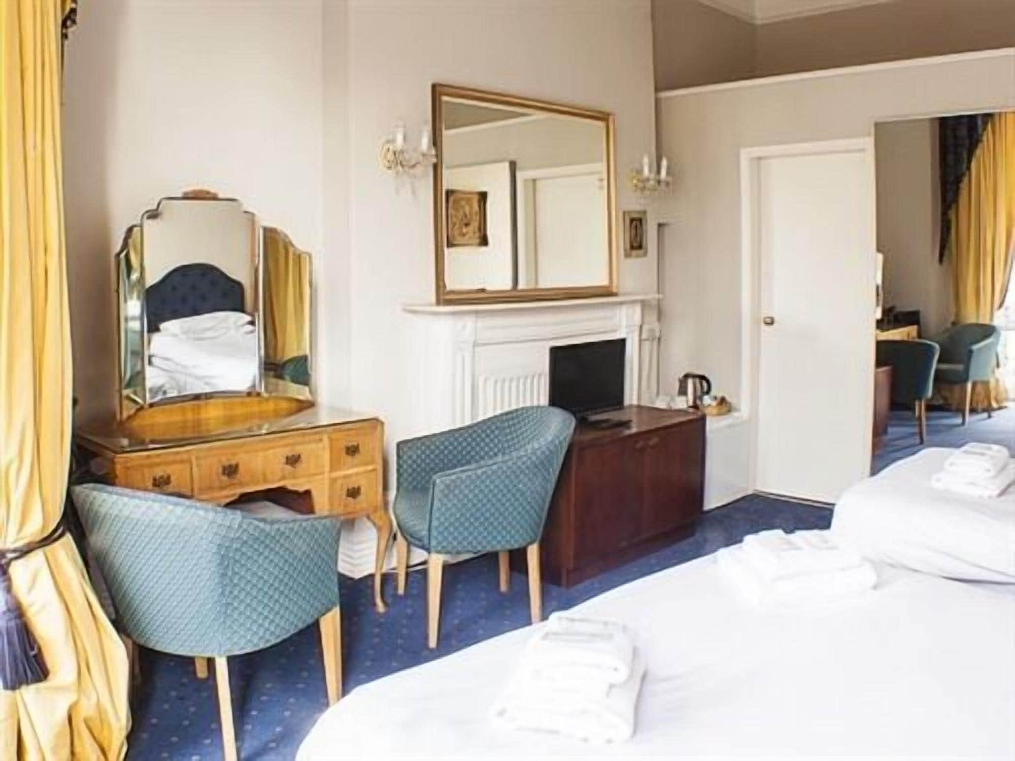 The Queensbury Hotel Hove Extérieur photo