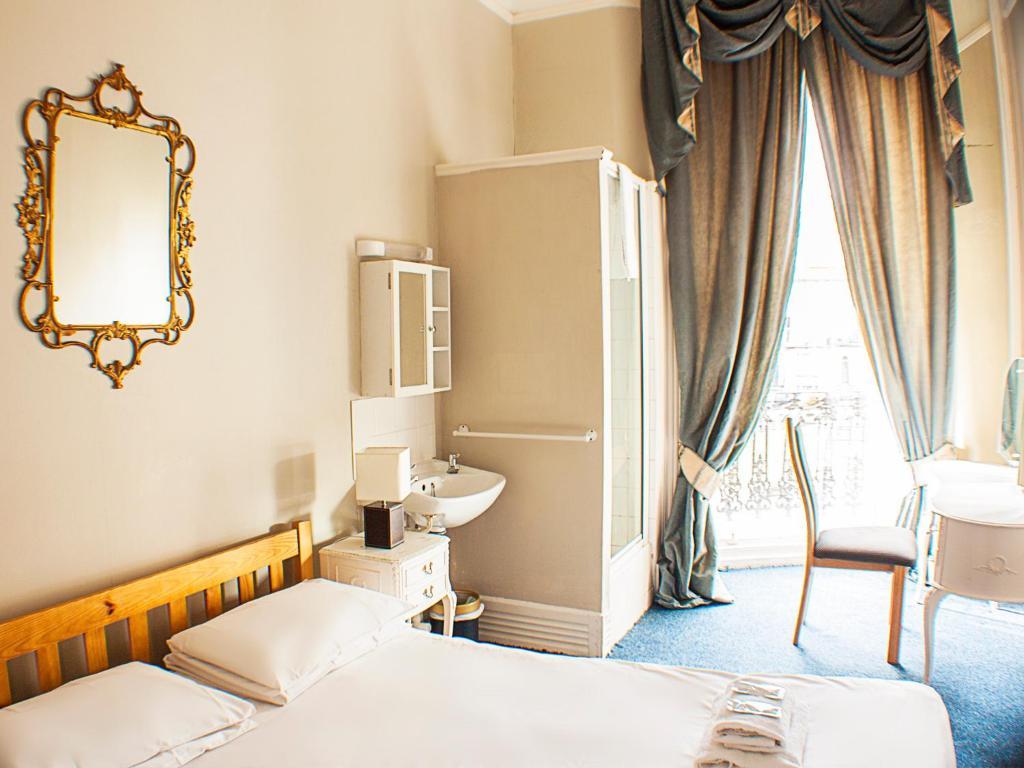 The Queensbury Hotel Hove Chambre photo